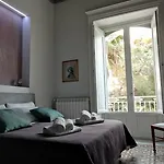 Palazzo Caratozzolo Appartamento *