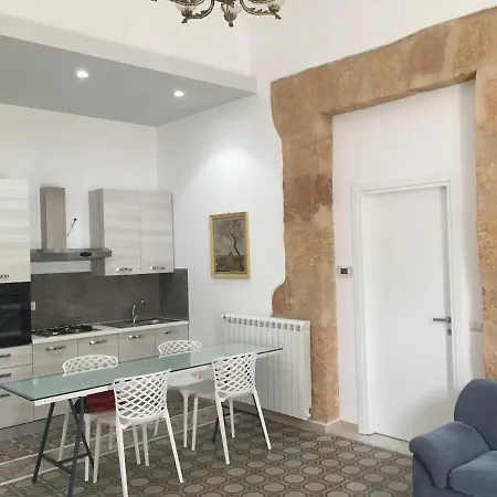 Palazzo Caratozzolo Appartement Agrigento