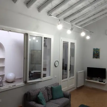 Appartamento Palazzo Caratozzolo