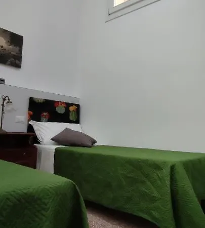 Palazzo Caratozzolo Appartamento *